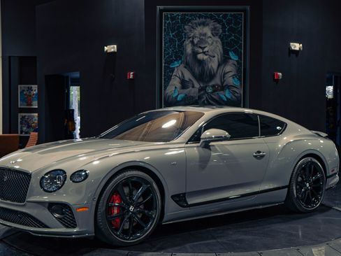Used 2022 Bentley Continental GT AWD/4WD image 1