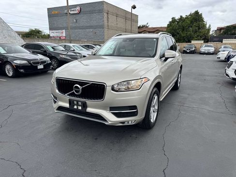 Used 2016 Volvo XC90 T5 Momentum AWD/4WD image 12