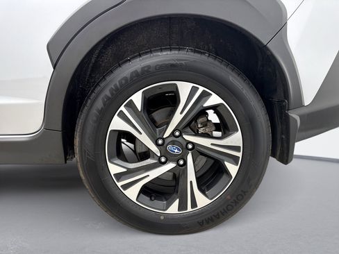 Used 2024 Subaru Crosstrek 2.0i Premium AWD/4WD image 12