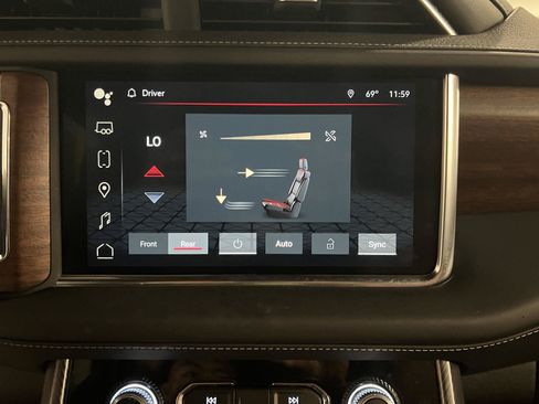 Used 2024 GMC Yukon Denali Ultimate AWD/4WD image 19