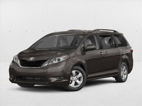 Used 2016 Toyota Sienna LE FWD image 1