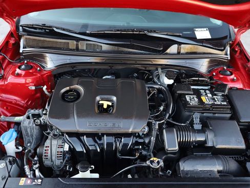 Used 2023 Kia Forte LXS image 10