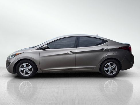 Used 2014 Hyundai Elantra SE FWD image 3