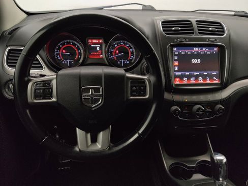 Used 2015 Dodge Journey Crossroad w/ Flexible Seating Group FWD image 22