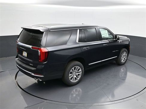 New 2026 GMC Yukon Denali w/ Sun & Power Step Package image 18