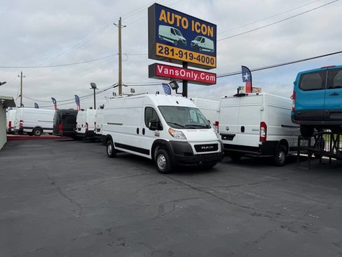 Used 2022 RAM ProMaster 3500 FWD image 2