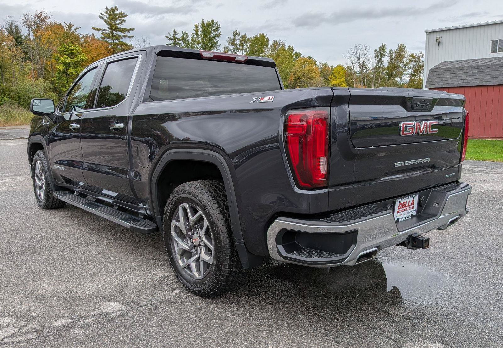 Used 2023 GMC Sierra 1500 SLT w/ SLT Premium Package AWD/4WD image 8