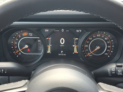 Used 2026 Jeep Wrangler Unlimited Rubicon AWD/4WD image 26