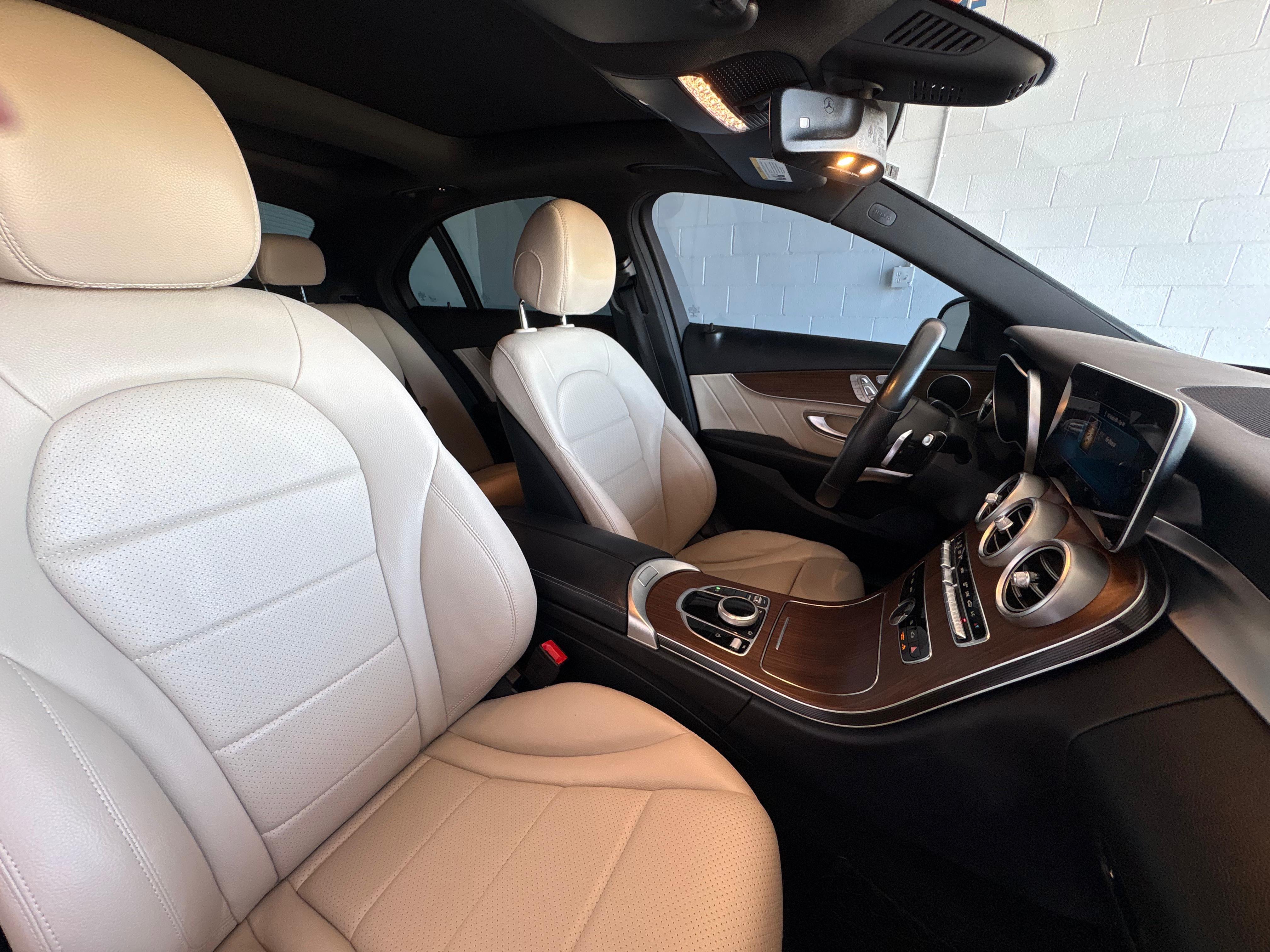 Used 2020 Mercedes-Benz C 300 Sedan image 23