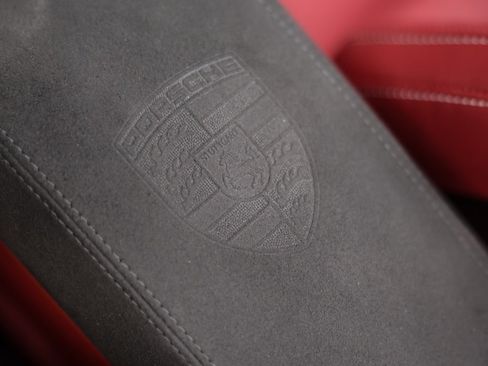 Used 2024 Porsche 911 Carrera w/ Premium Package image 52