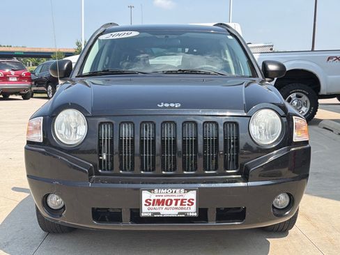 Used 2009 Jeep Compass Sport AWD/4WD image 3