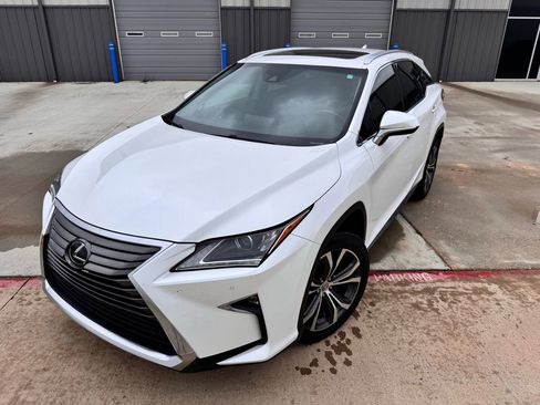 Used 2017 Lexus RX 350 FWD w/ Premium Package image 10