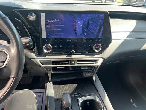 Used 2023 Lexus RX 350 Premium Plus w/ Accessory Package AWD/4WD image 27