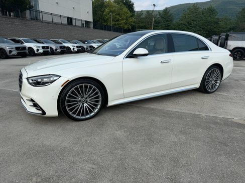Certified 2021 Mercedes-Benz S 580 4MATIC Sedan image 2