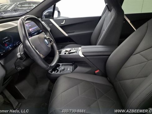 Used 2024 BMW iX xDrive50 w/ Sport Package AWD/4WD image 26