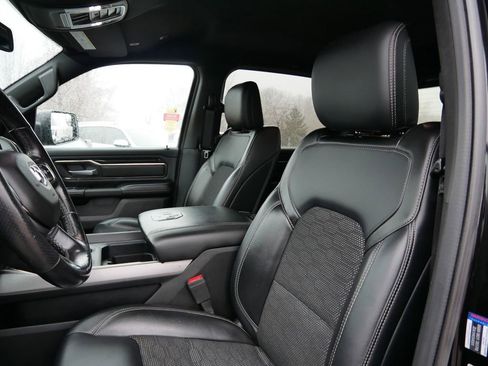 Used 2019 RAM 1500 Sport w/ Black Appearance Package image 3