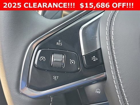 New 2025 Chevrolet Corvette E-Ray image 5