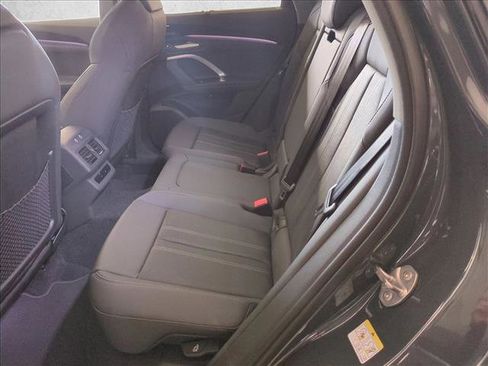 New 2025 Audi Q5 Premium Plus image 15