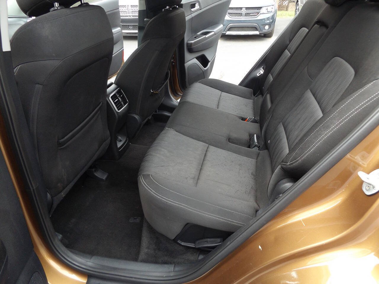 Used 2017 Kia Sportage LX FWD image 16