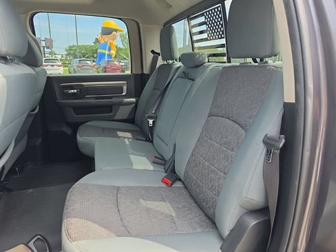 Used 2018 RAM 1500 Big Horn RWD image 5
