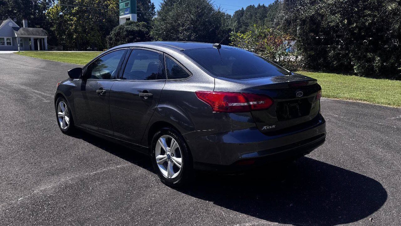 Used 2017 Ford Focus S FWD image 6