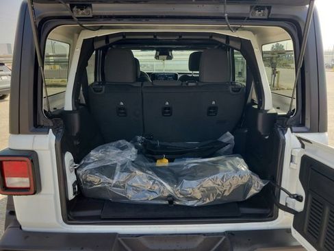 New 2026 Jeep Wrangler Willys AWD/4WD image 8