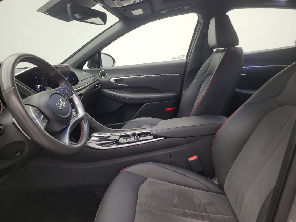 Used 2022 Hyundai Sonata SEL Plus w/ Preferred Accessory Package FWD image 17