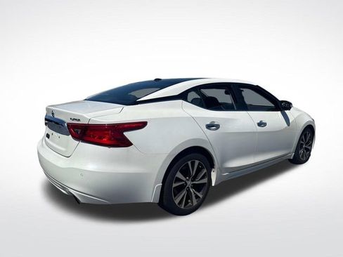 Used 2018 Nissan Maxima Platinum image 8