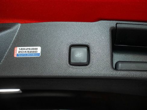 Used 2025 Ford Escape ST-Line image 6