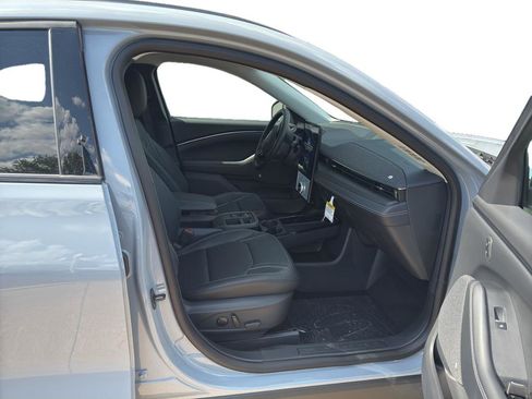 New 2025 Ford Mustang Mach-E Premium image 8