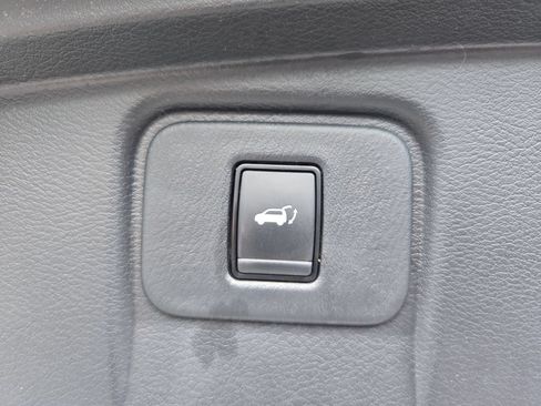 Used 2020 Nissan Murano SL AWD/4WD image 16