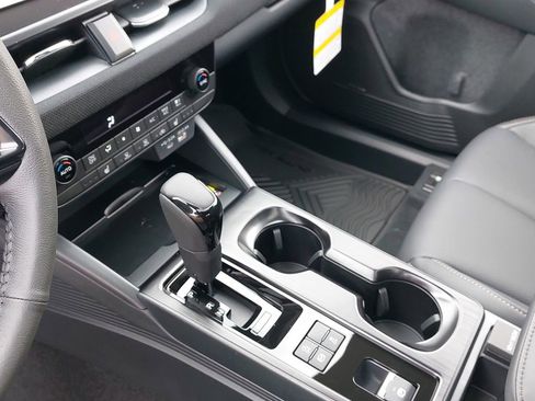 Used 2026 Subaru Outback Limited AWD/4WD image 21