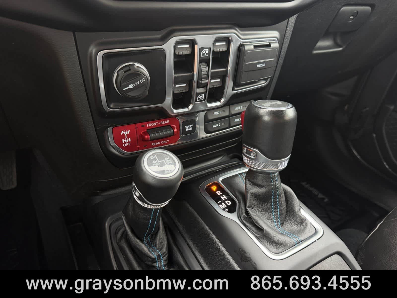 Used 2022 Jeep Wrangler Unlimited Rubicon 4xe w/ Cold Weather Group AWD/4WD image 31