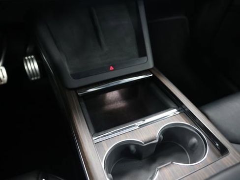 Used 2022 Tesla Model X AWD/4WD image 34