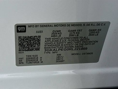 Used 2024 GMC Terrain SLT FWD image 27