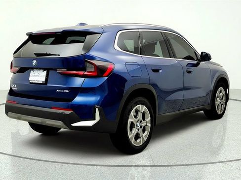 Used 2023 BMW X1 xDrive28i w/ Convenience Package AWD/4WD image 5