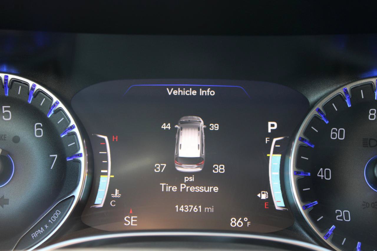 Used 2019 Chrysler Pacifica Limited FWD image 25