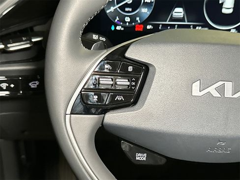 New 2025 Kia Niro Wind image 18