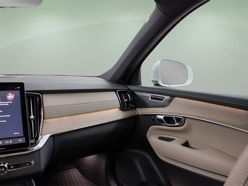 New 2026 Volvo XC90 B6 Ultra image 21
