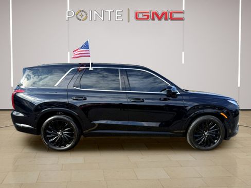 Used 2024 Hyundai Palisade Calligraphy image 9