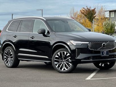 New 2026 Volvo XC90 B6 Plus w/ Protection Package