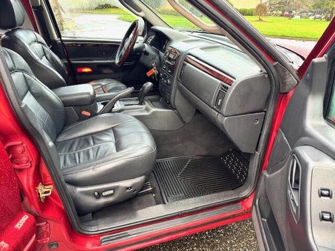 Used 2002 Jeep Grand Cherokee Limited image 21