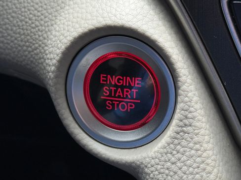 Used 2018 Honda Accord LX image 29