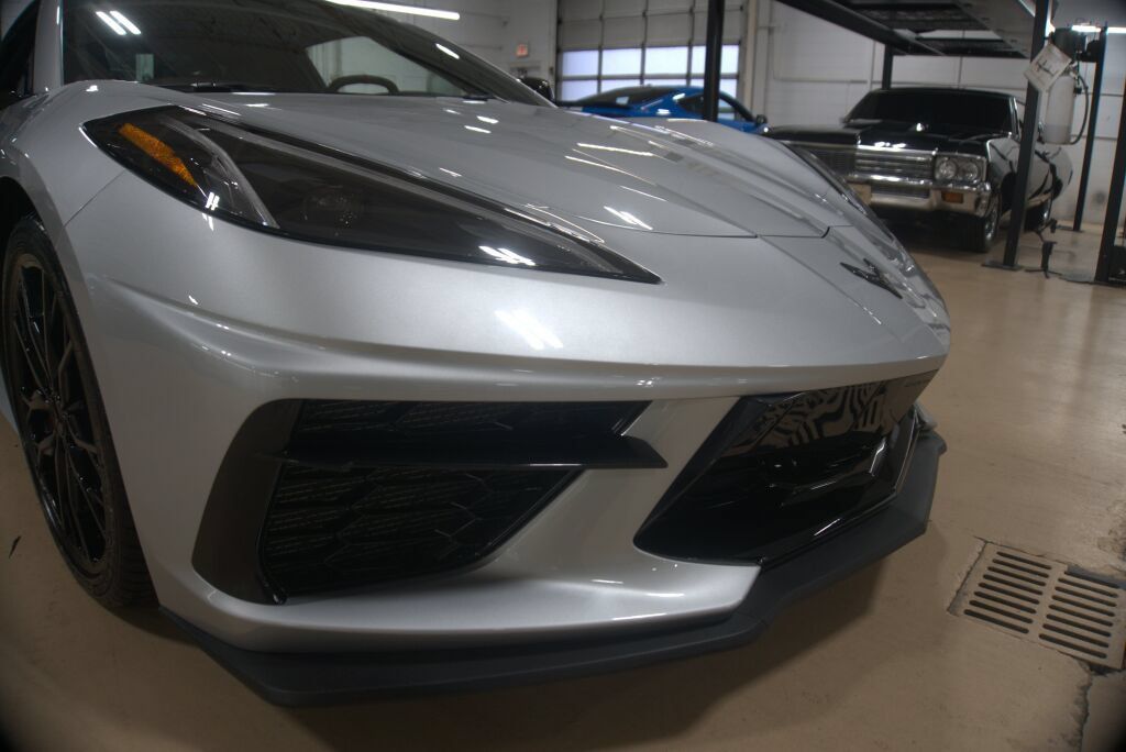 Used 2026 Chevrolet Corvette Stingray Preferred Cpe w/ Z51 Performance Package RWD image 9