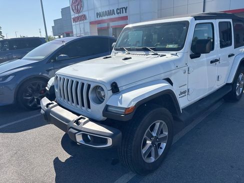 Used 2018 Jeep Wrangler Unlimited Sahara image 7