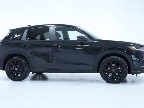 Used 2023 Honda HR-V Sport image 5