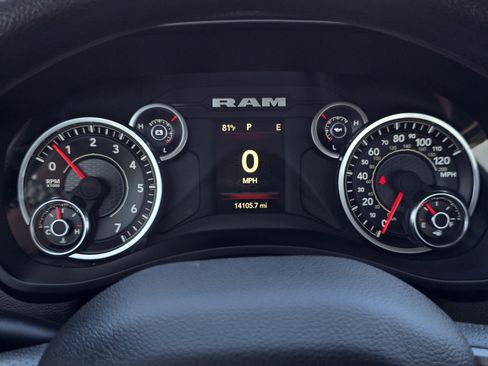 Used 2024 RAM 2500 Tradesman AWD/4WD image 15
