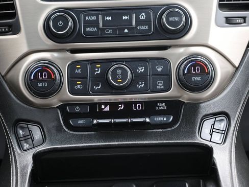 Used 2016 GMC Yukon XL Denali w/ Open Road Package AWD/4WD image 22