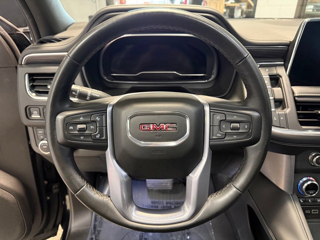 Used 2023 GMC Yukon SLT w/ SLT Premium Package AWD/4WD image 12