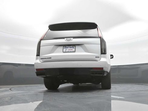 Used 2024 Cadillac Escalade Sport Platinum w/ LPO, ONYX Package AWD/4WD image 45